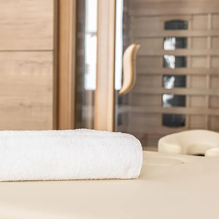 Appartamento Sublime, Hyper-centre D'ajaccio, Avec Spa, Sauna, Vue & A 3min